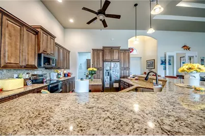 2736 Miracle Pkwy, Cape Coral, FL 33914 - Photo 18