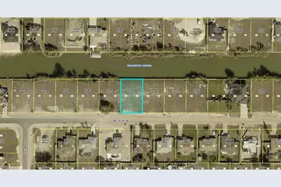 303 NE 15th St, Cape Coral, FL 33909 - Photo 1