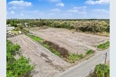 1097 Marshall Field Rd, Labelle, FL 33935 - Photo 1