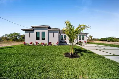 1426 NE 6th Ave, Cape Coral, FL 33909 - Photo 4