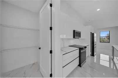 1426 NE 6th Ave, Cape Coral, FL 33909 - Photo 20