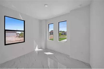 1426 NE 6th Ave, Cape Coral, FL 33909 - Photo 36