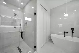 1426 NE 6th Ave, Cape Coral, FL 33909 - Photo 32