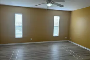 1915 SW 13th St, Cape Coral, FL 33991 - Photo 20