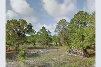 862 Arogon St E, Lehigh Acres, FL 33974 - Photo 2