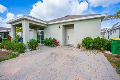 802 Friendship Cir, Labelle, FL 33935 - Photo 36