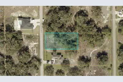 1614 Columbus Ave, Lehigh Acres, FL 33972 - Photo 2