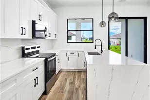 4113 Kismet Pkwy W, Cape Coral, FL 33993 - Photo 8