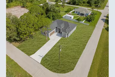 3200 44th St W, Lehigh Acres, FL 33971 - Photo 4