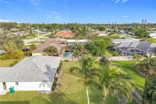 88 Erie Dr, Naples, FL 34110 - Photo 30