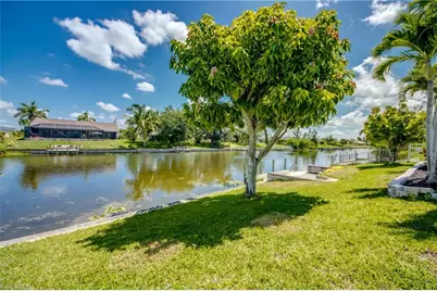 121 SE 17th St, Cape Coral, FL 33990 - Photo 48
