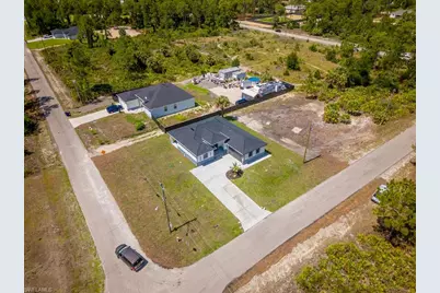 1001 W 13th St, Lehigh Acres, FL 33972 - Photo 2
