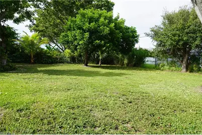 5211 Tower Dr, Cape Coral, FL 33904 - Photo 20