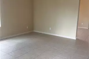 11230 Lakeland Cir, Fort Myers, FL 33913 - Photo 2