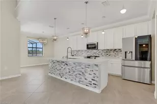 11905 Hickory Estate Cir, Fort Myers, FL 33913 - Photo 6