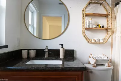 2208 Viscaya Pkwy, Cape Coral, FL 33990 - Photo 22