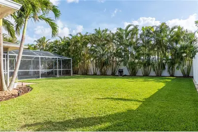 2208 Viscaya Pkwy, Cape Coral, FL 33990 - Photo 4