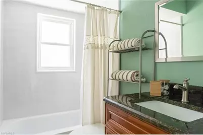 2208 Viscaya Pkwy, Cape Coral, FL 33990 - Photo 26