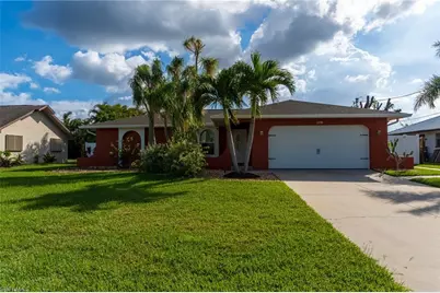 2208 Viscaya Pkwy, Cape Coral, FL 33990 - Photo 2