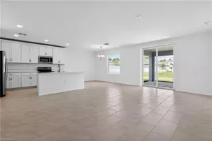 254 Lakeside Breeze Wy, Lehigh Acres, FL 33936 - Photo 4