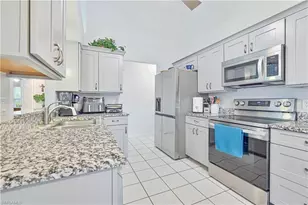 9140 Greenleaf Ct, Fort Myers, FL 33919 - Photo 10