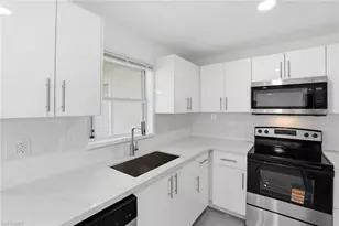 3420 SE 4th Pl, Cape Coral, FL 33904 - Photo 10