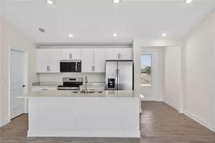 630 NW 28th Terrace, Cape Coral, FL 33993 - Photo 8