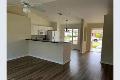 1808 SW 2nd Pl, Cape Coral, FL 33991 - Photo 14