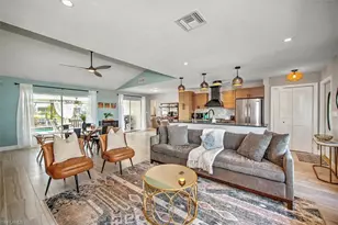 118 SE 43rd St, Cape Coral, FL 33904 - Photo 6