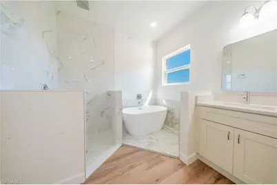 2324 SW 20th Ave, Cape Coral, FL 33991 - Photo 10