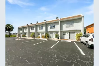 1123 SW 48th Ter #104, Cape Coral, FL 33914 - Photo 2