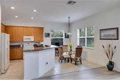 944 Golden Pond Ct, Cape Coral, FL 33909 - Photo 8