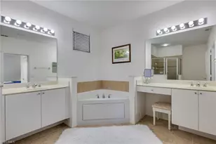 944 Golden Pond Ct, Cape Coral, FL 33909 - Photo 16