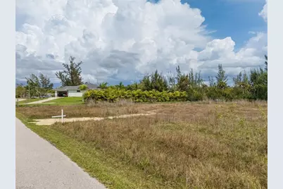 7324 Lake Dr, Fort Myers, FL 33908 - Photo 14