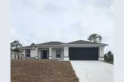 1704 NE 33rd Ln, Cape Coral, FL 33909 - Photo 1