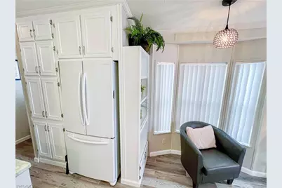 11019 Sunglow Ln, Fort Myers, FL 33908 - Photo 10