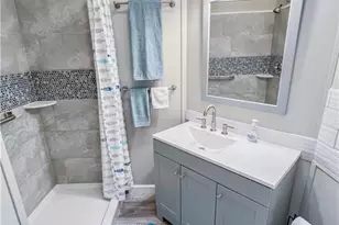 11019 Sunglow Ln, Fort Myers, FL 33908 - Photo 16