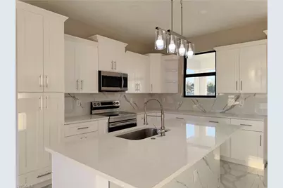 2 NE 3rd Ln, Cape Coral, FL 33909 - Photo 8