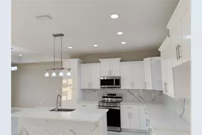 2 NE 3rd Ln, Cape Coral, FL 33909 - Photo 4