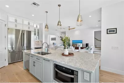1272 Par View Dr, Sanibel, FL 33957 - Photo 16