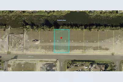 915 NE 23rd St, Cape Coral, FL 33909 - Photo 1