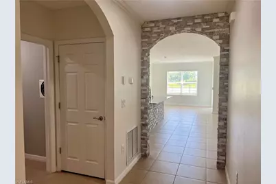 10293 Silver Pond Ln, Lehigh Acres, FL 33936 - Photo 32