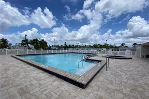 172 Vista Mar Dr, North Fort Myers, FL 33903 - Photo 20