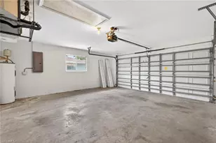 1023 SE 18th Ave, Cape Coral, FL 33990 - Photo 20