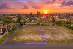 2718 SW 10th Ave, Cape Coral, FL 33914 - Photo 1