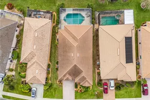 2090 Oxford Ridge Cir, Lehigh Acres, FL 33973 - Photo 24