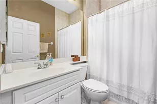 2090 Oxford Ridge Cir, Lehigh Acres, FL 33973 - Photo 20