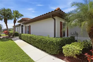 10537 Diamante Way, Fort Myers, FL 33913 - Photo 4