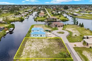 908 NW 39th Ave, Cape Coral, FL 33993 - Photo 6