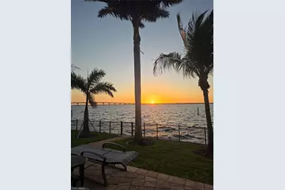 3944 W Riverside Dr, Fort Myers, FL 33901 - Photo 50